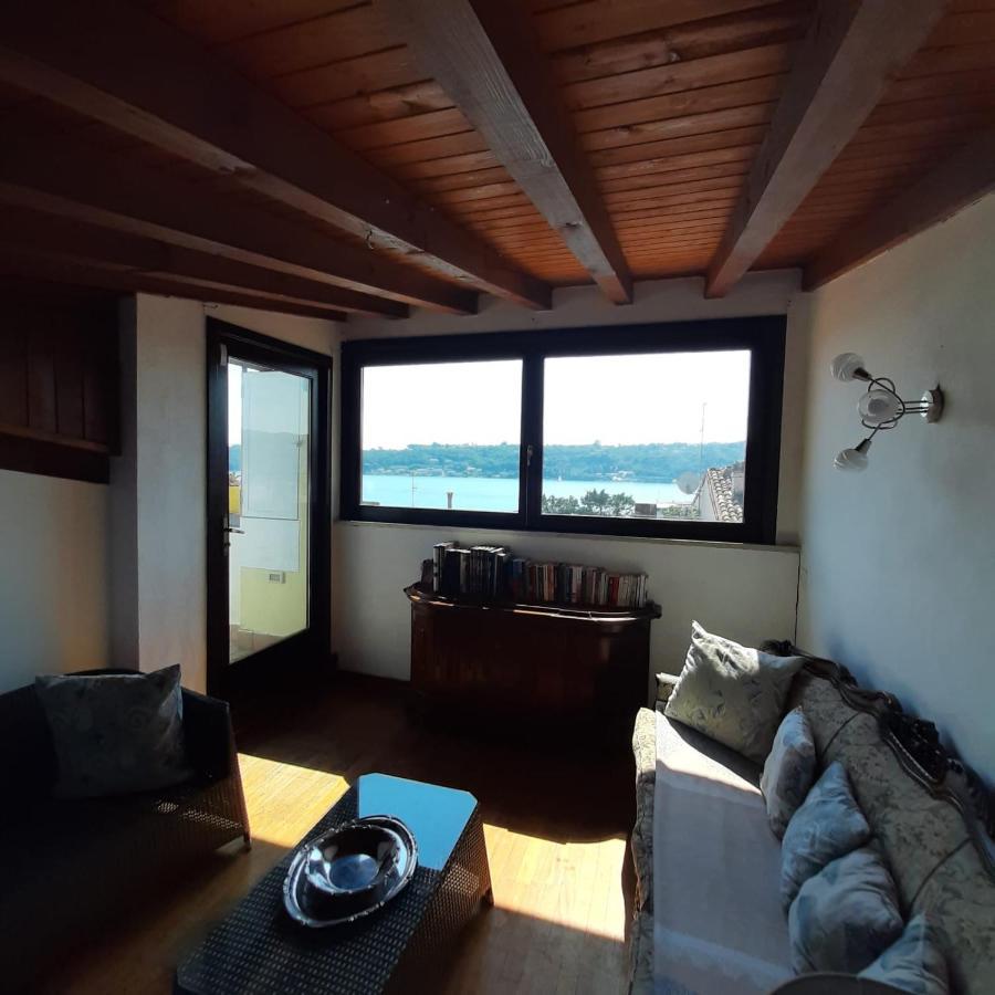 Loft Trabucco - In The Heart Of Salo City Center, Lake View, 4 Rooms ภายนอก รูปภาพ